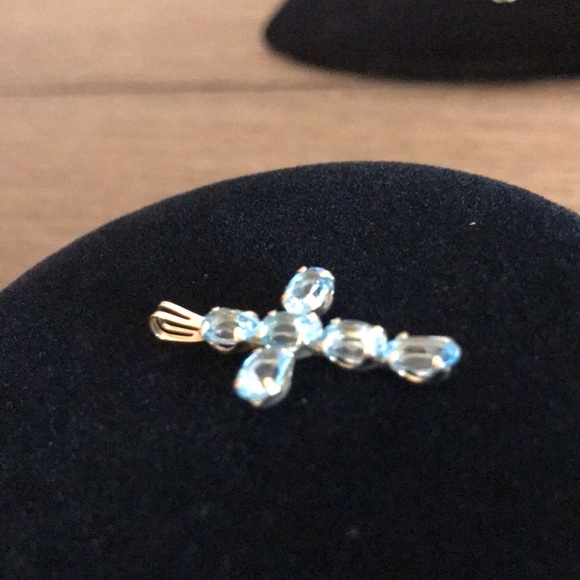 10k gold and blue topaz cross charm. Real gold 10 K Cross - Picture 7 of 9